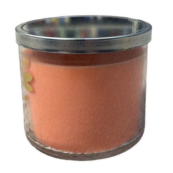 Bath and Body Works 3-Wick Scented Candle in Peach Bellini 14.5 Ounces - Picture 2 of 9